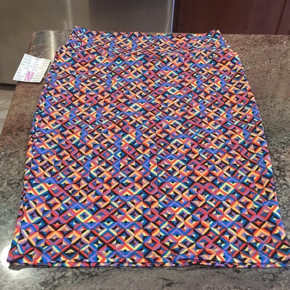 M LuLaRoe Cassie  Skirt BB31 902‎